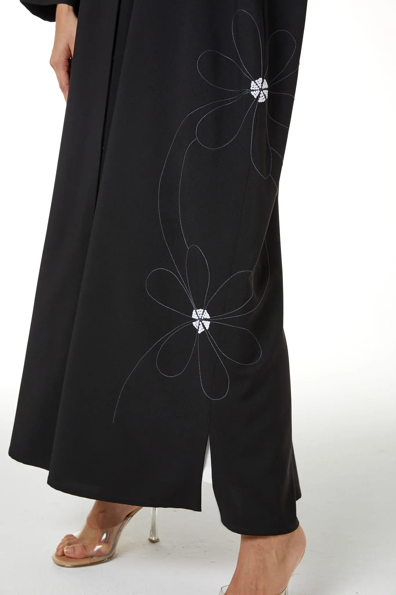 Black kadi Crepe, Side Tatreez Embroidery Detail