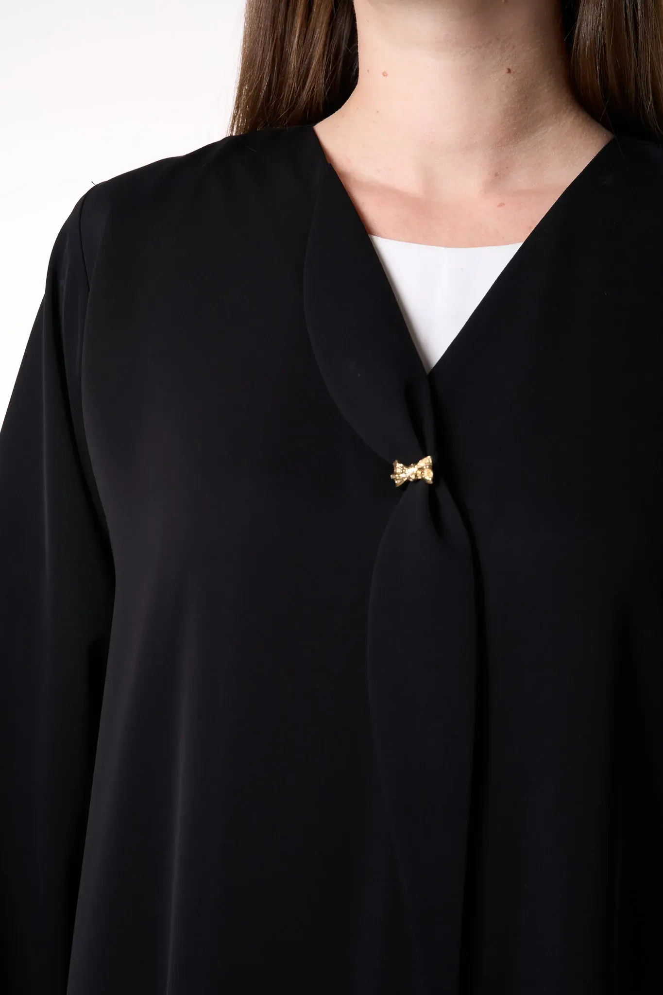 Black Nada Abaya with Golden Accent Button